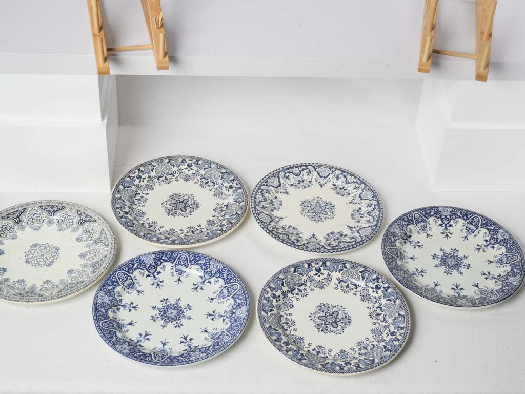 Classic acanthus scroll dinnerware design