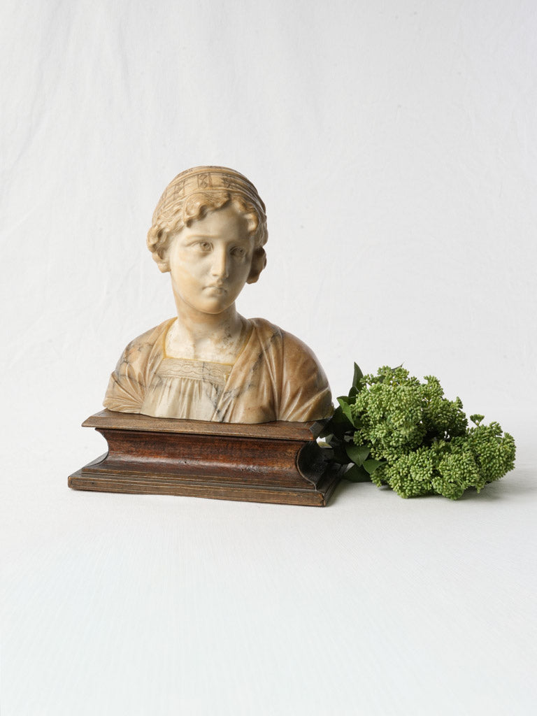 Classic Giuseppe Bessi marble art