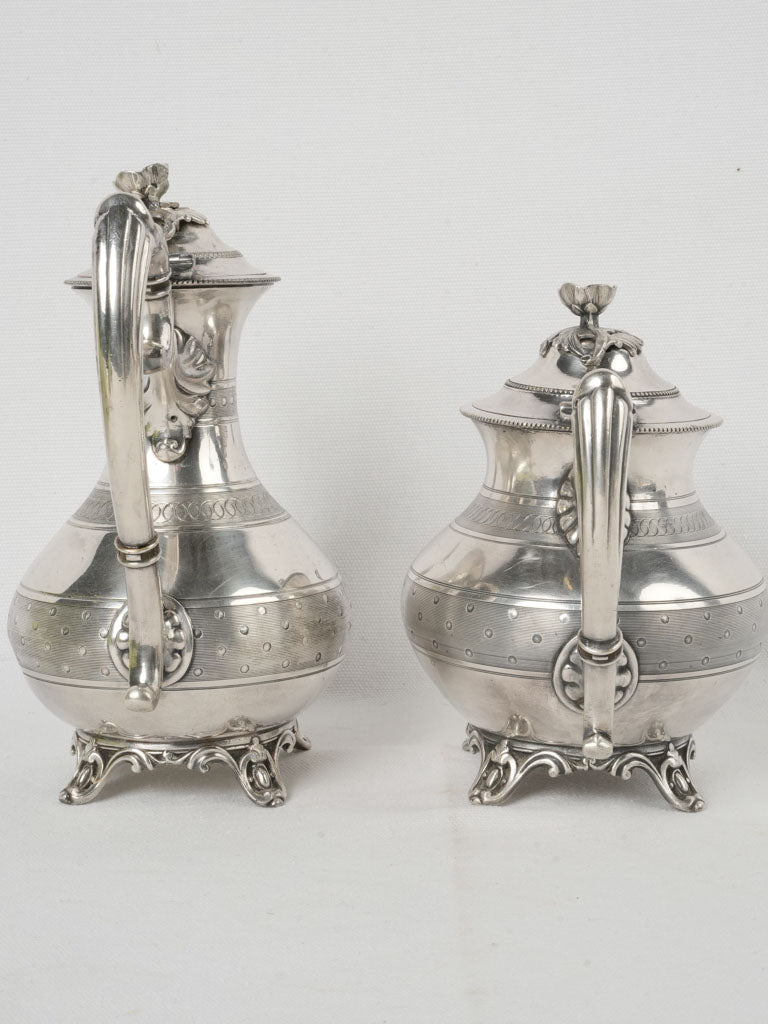 Antique flower-lid creamer