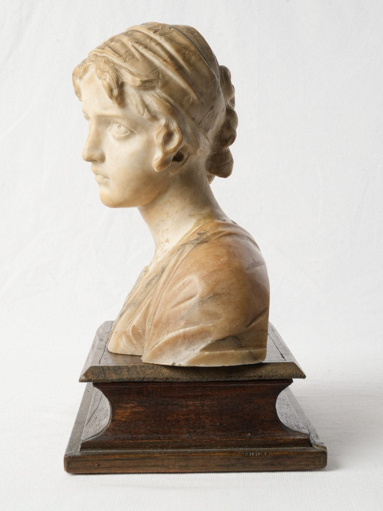 Elegant two-tone vintage bust