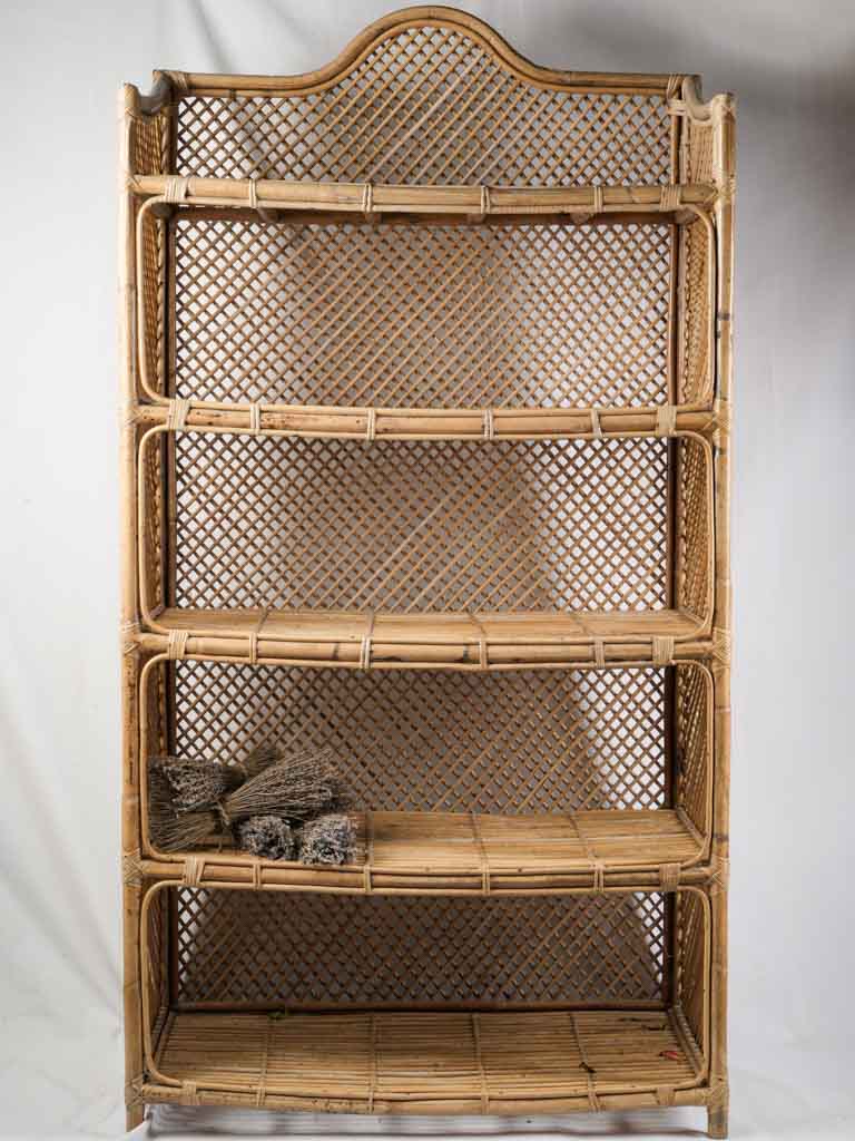 Mid-century breezy-style vintage étagère