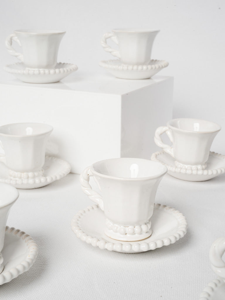 Artisanal creamy off-white coffee service