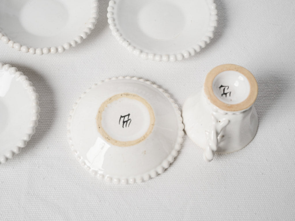 Understated vintage French tableware service