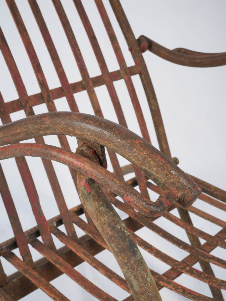 Timeless reclining garden seat