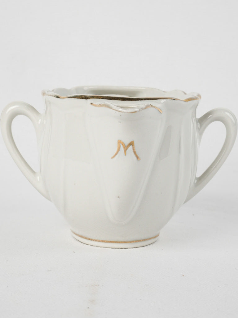 Exquisite, aged porcelain sauce boat
