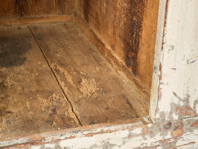 Historic utility French counter piece