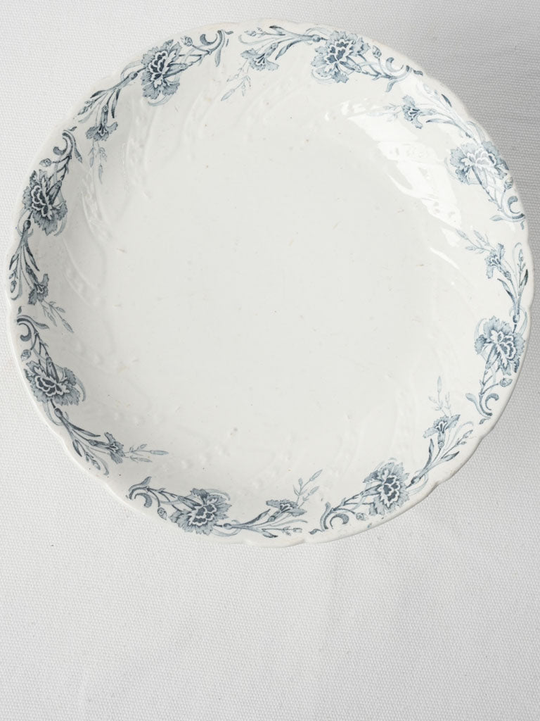 Elegant blue floral earthenware centerpiece