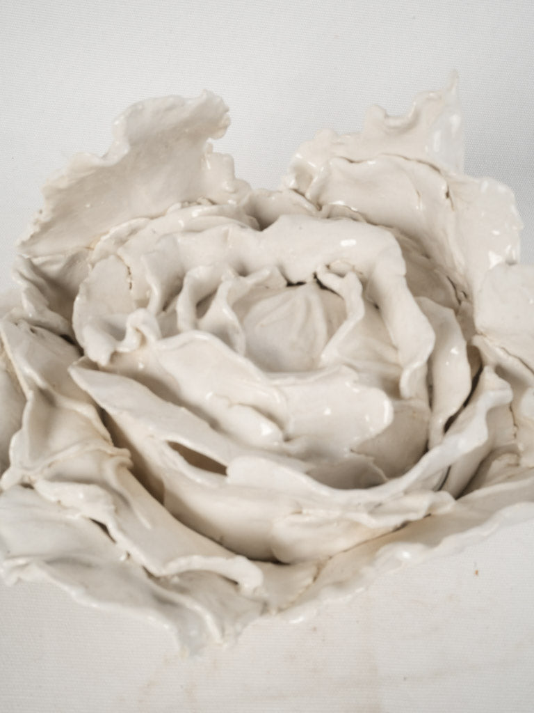 Elegant white glaze cabbage sculpture