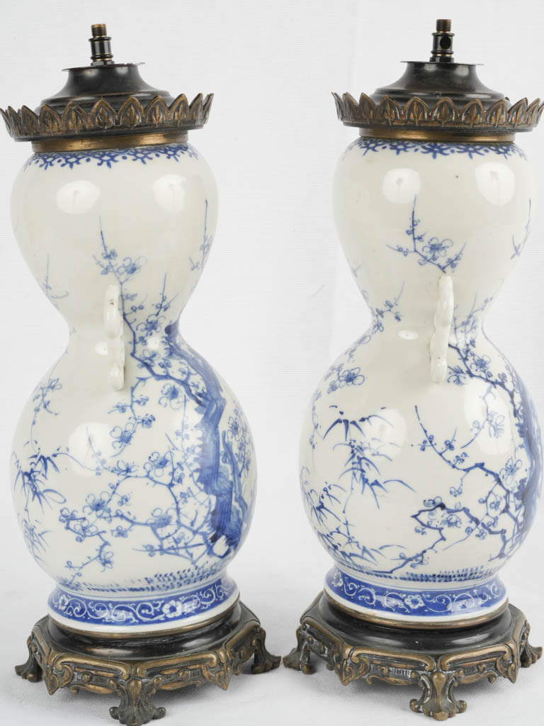 Rustic hourglass silhouette oil lamps
