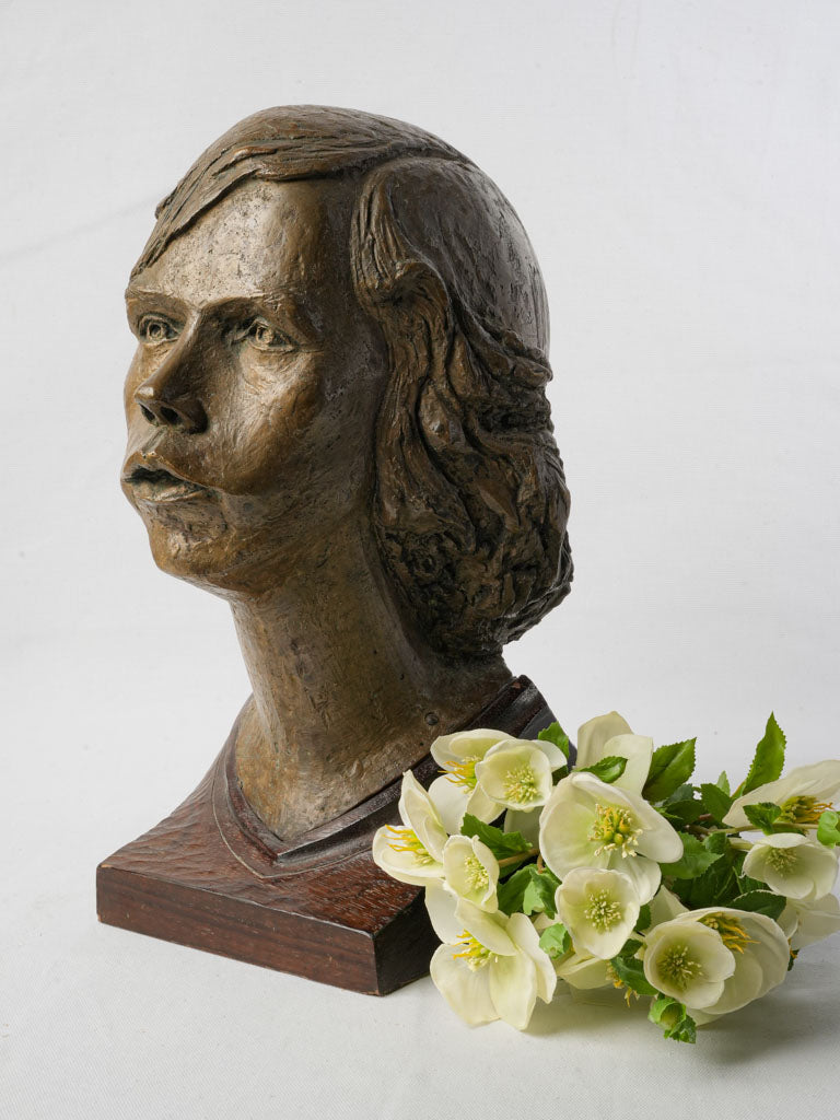 Bronze bust of a lady 1966 Dan Bailey (1947 -) 17¼"