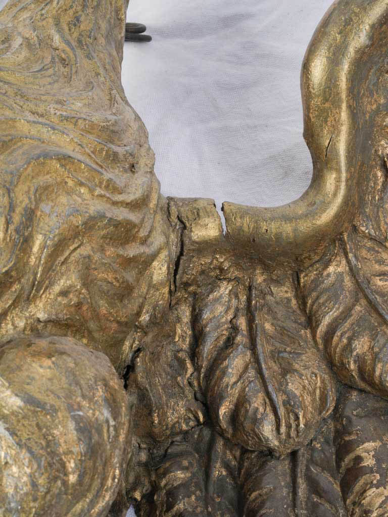 Symbolic 17th-century eagle sculpture piece