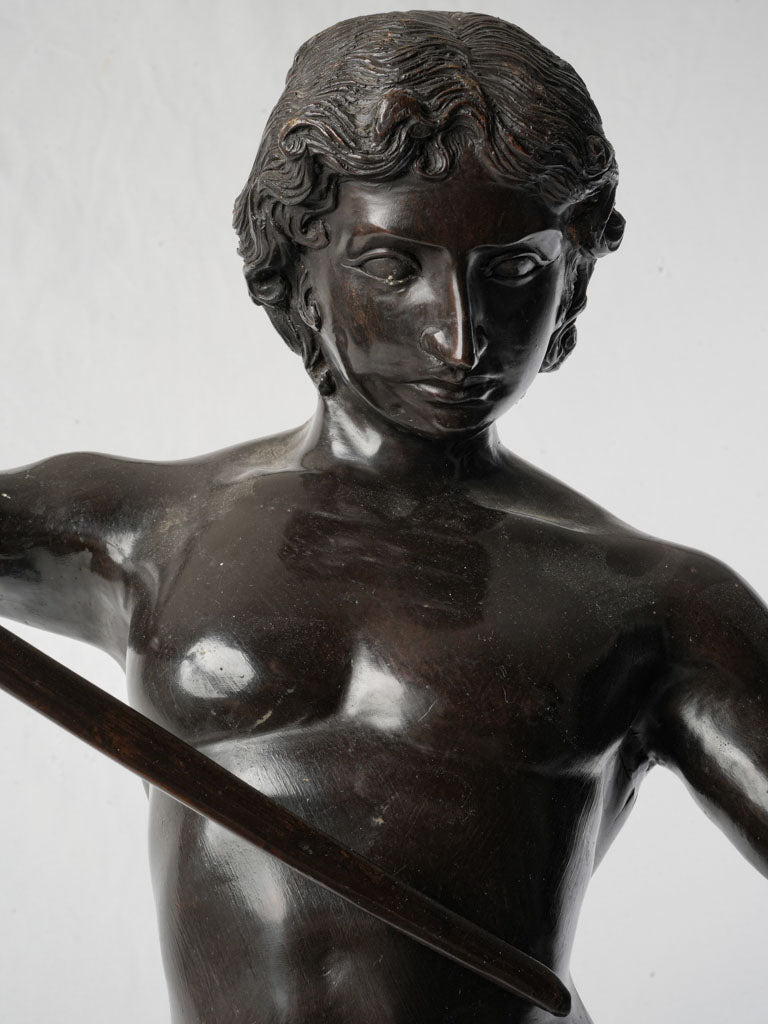 Expertly finished bronze statue