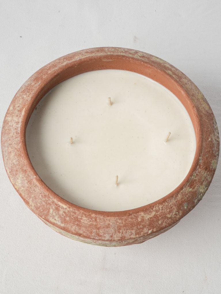 Lavender-scented terracotta candle vessel