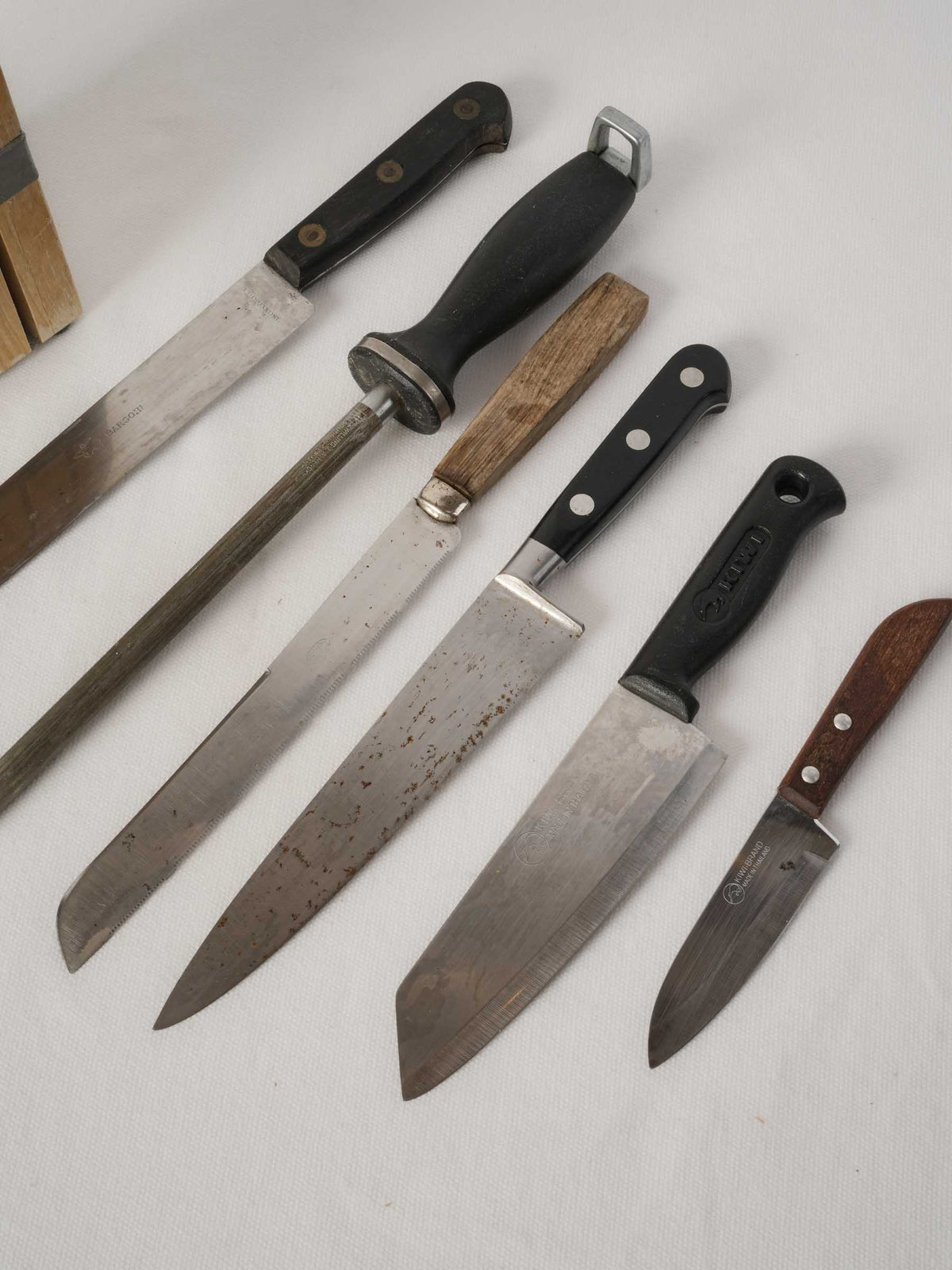 French Knife Set in a Wooden Block from Patricia Wells’s Cooking School - Set 4