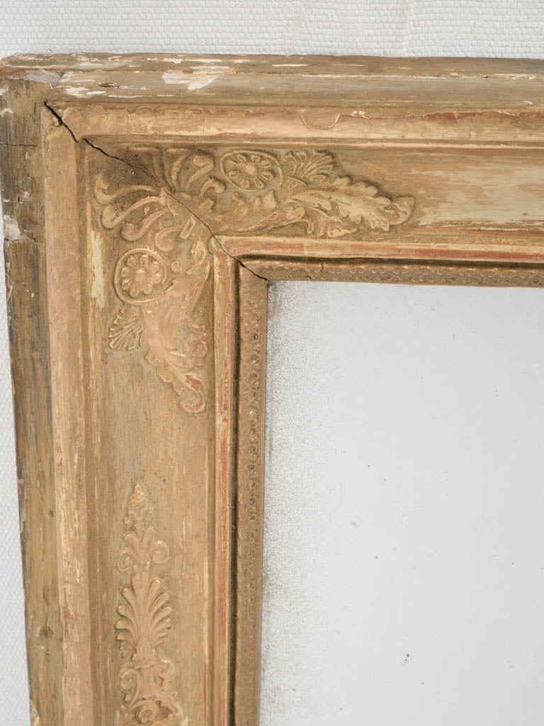 Classical symmetrical design wall mirror