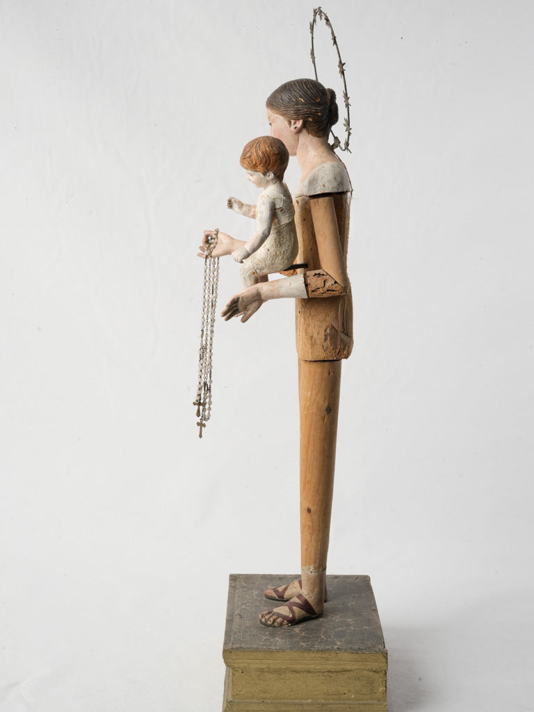 Elegant articulated-limb sculpture