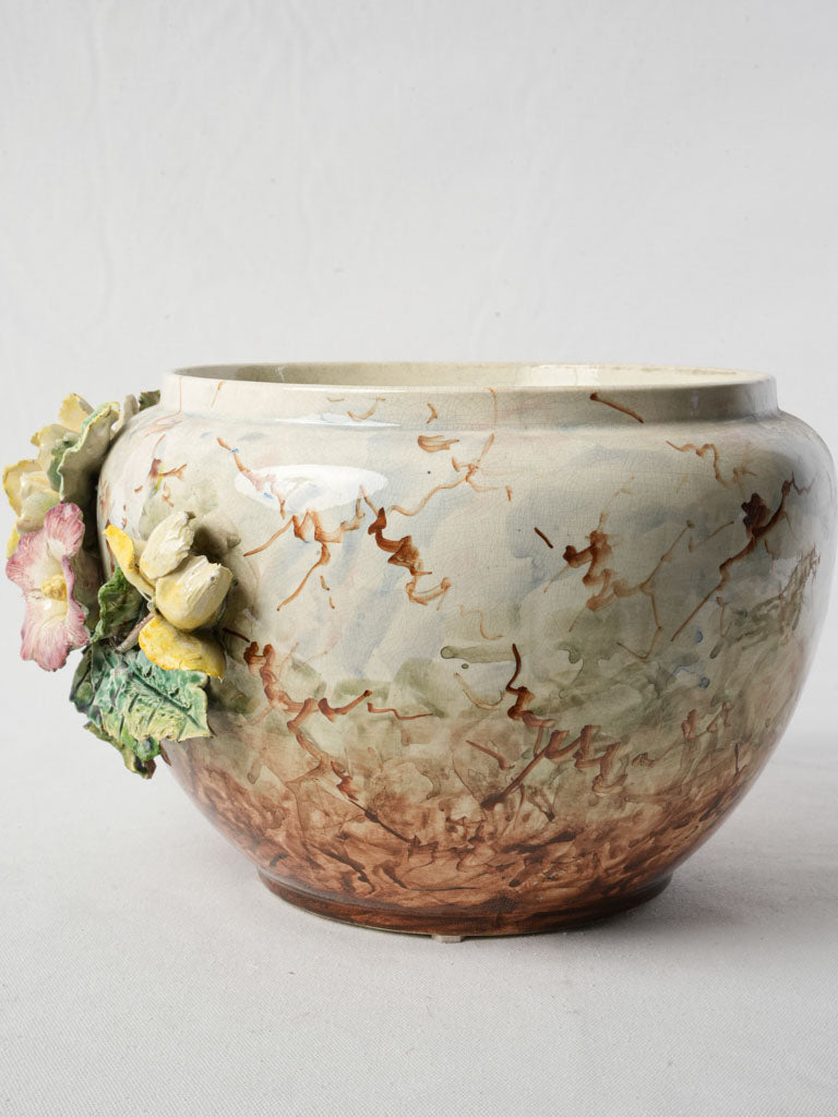 Richly colored sculpted flower cache