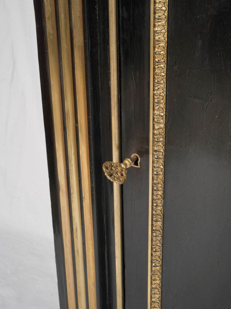 Timeless French lacquered furniture