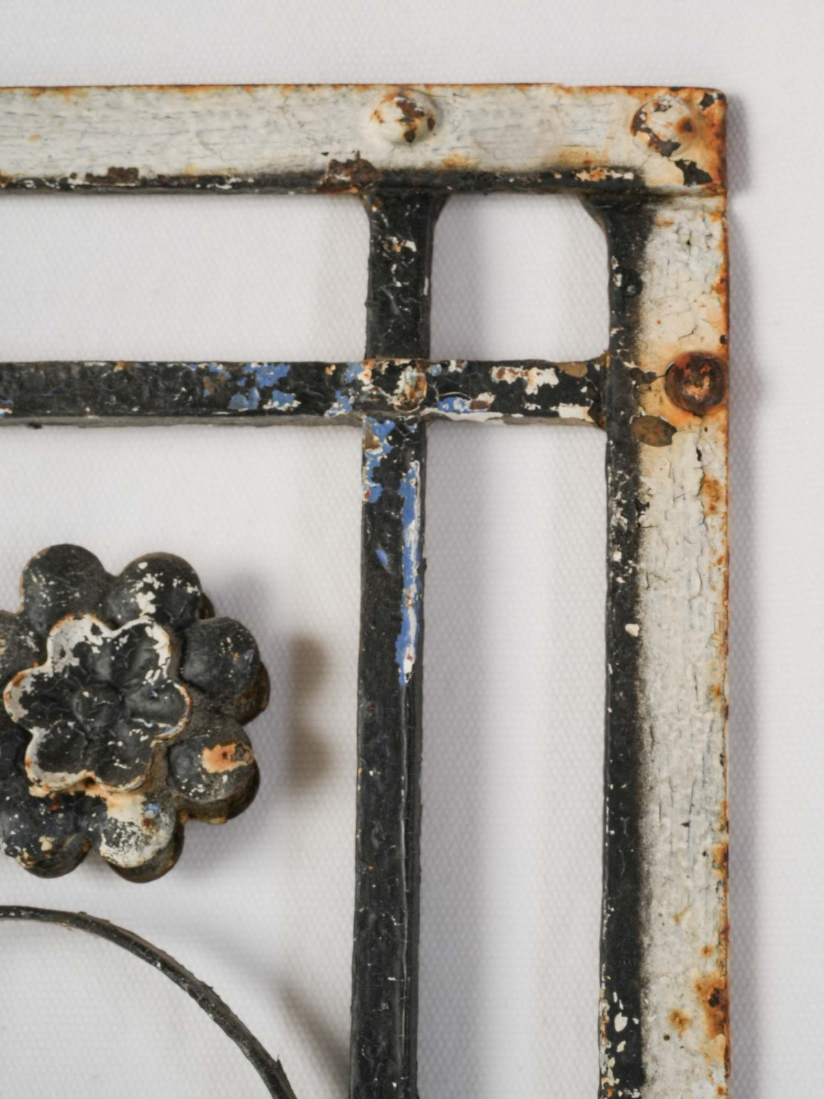 Early 20th-Century Decorative Wrought-Iron Panel - 41" x 28¾"