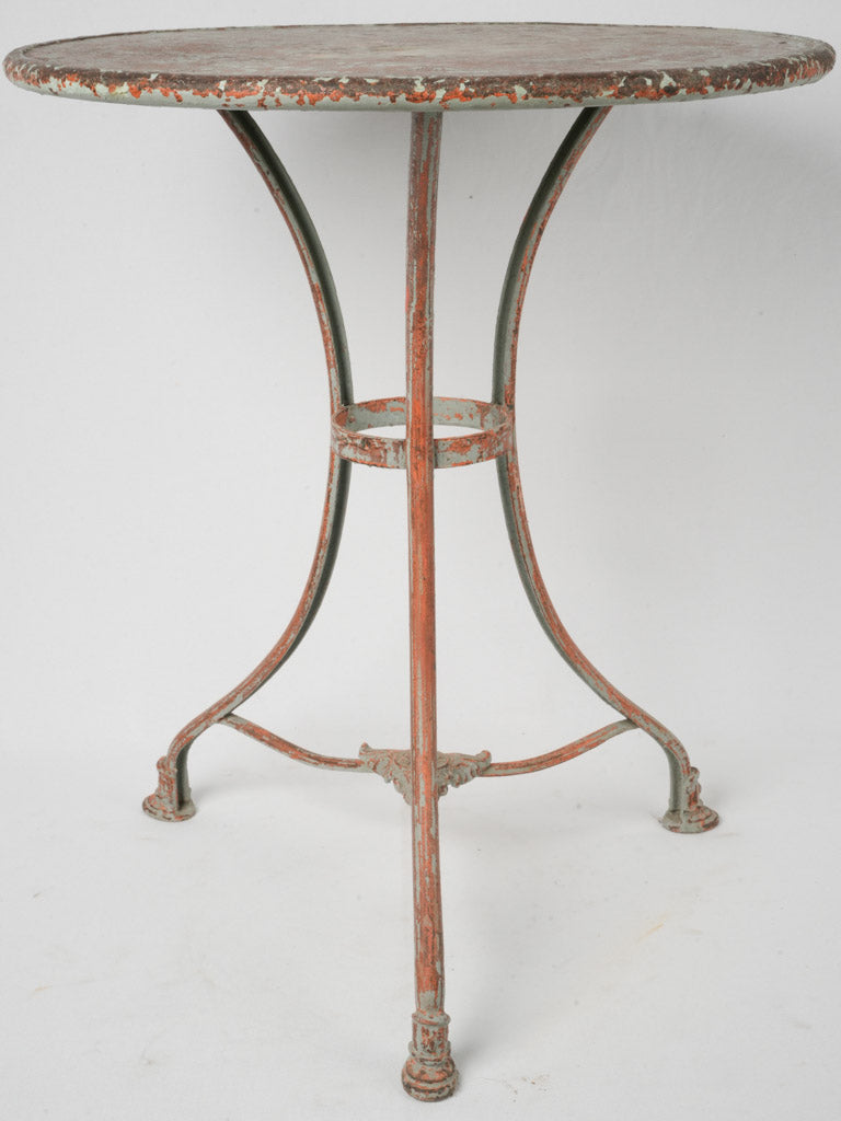 Saint Sauveur branded vintage garden furniture