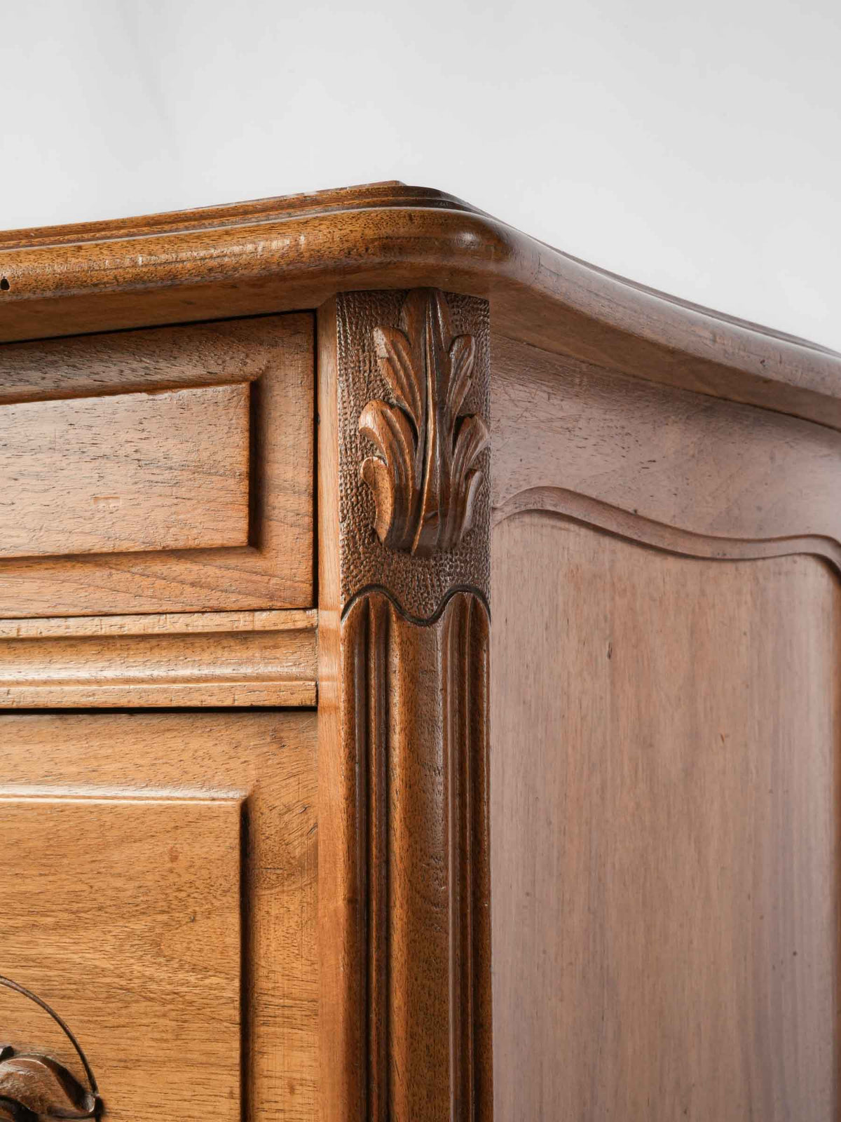 Late 19th-Century French Louis XV-Style Walnut Bedside Cabinet with Marble Top - 34¾"