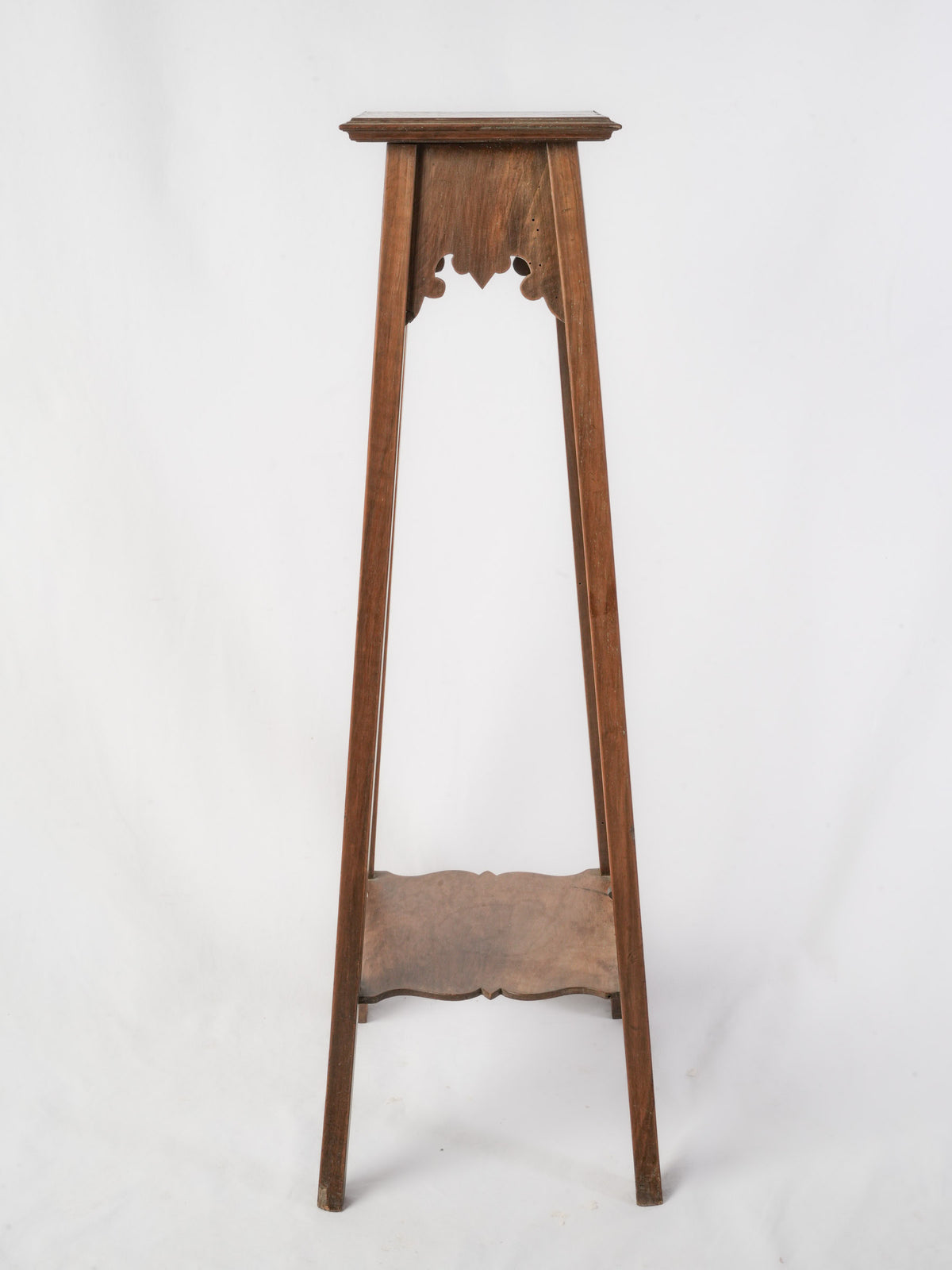 Art Nouveau Walnut Pedestal Stand, circa 1900 - 39¾"