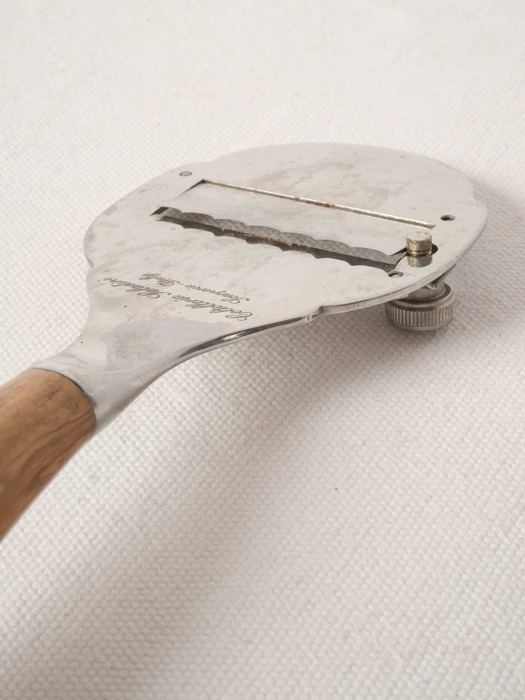 Truffle Slicer with Olive Wood Handle