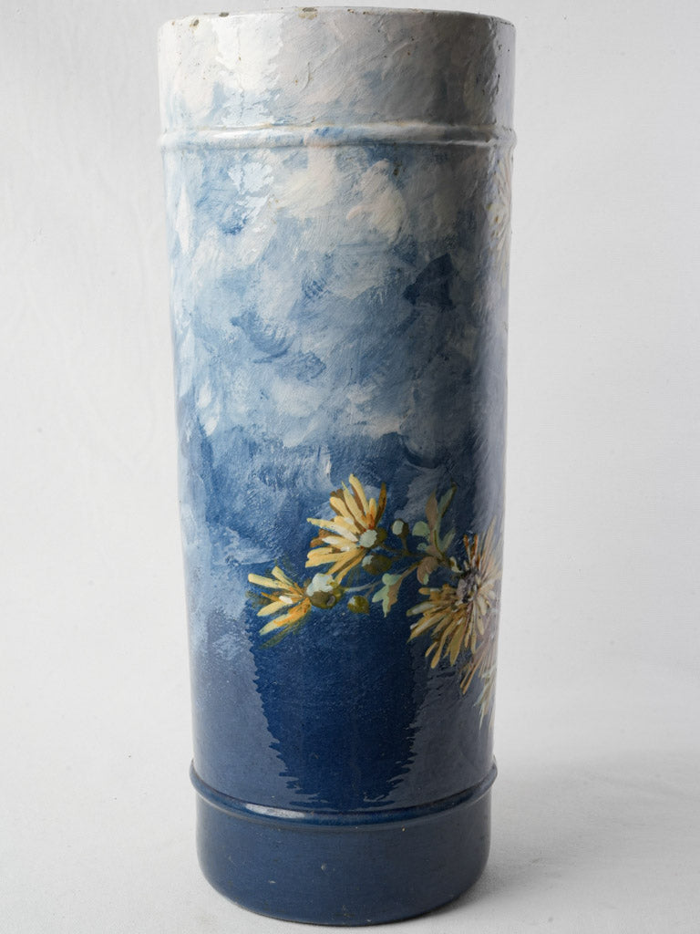 Vintage Belle Époque floral motif piece