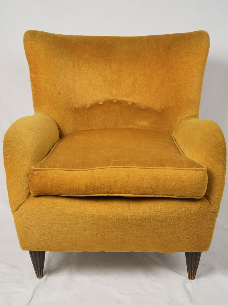 Elegant 1940s Italian designer armchair