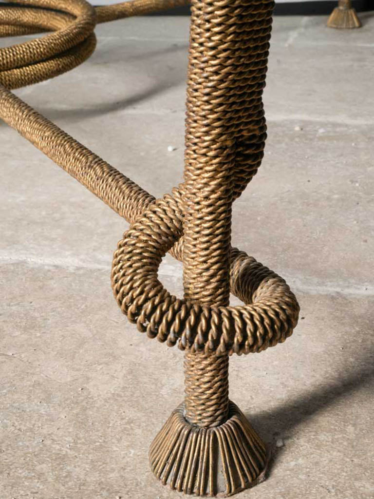 Elegant clear glass top