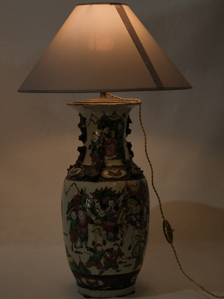 Stunning old Chinese baluster lamp