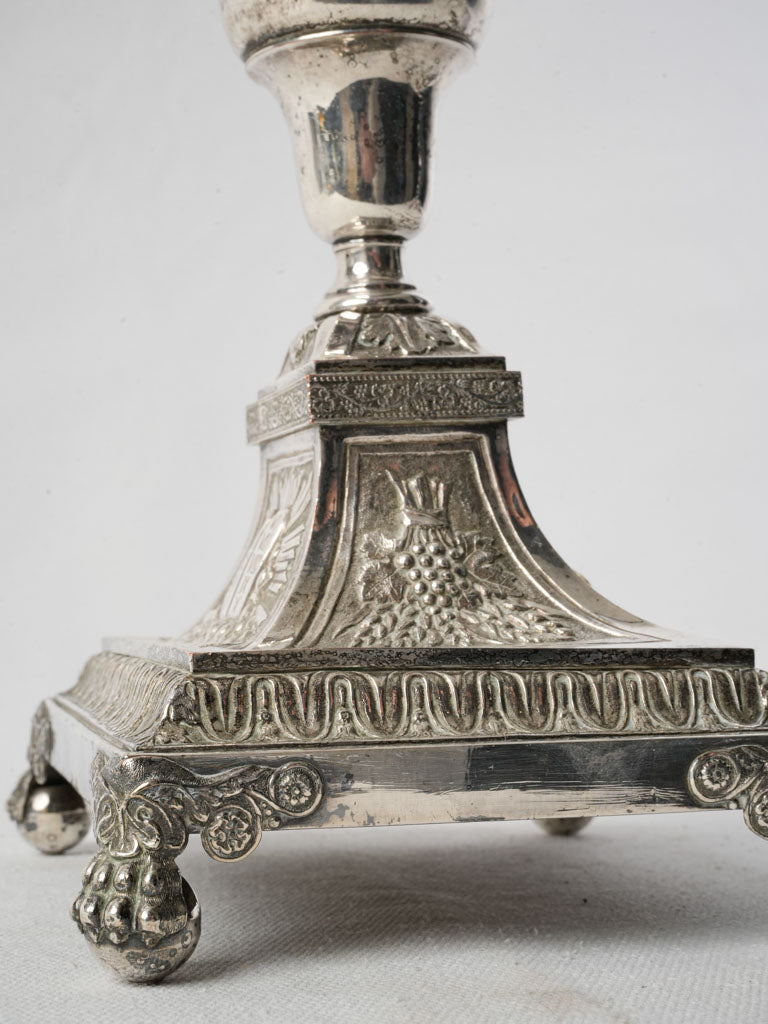 Gilded Lamb of God carving
