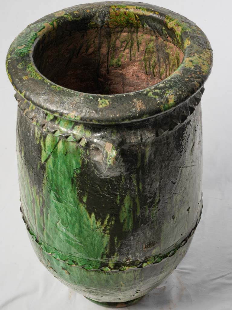 Volcanic appearance artisanal containers