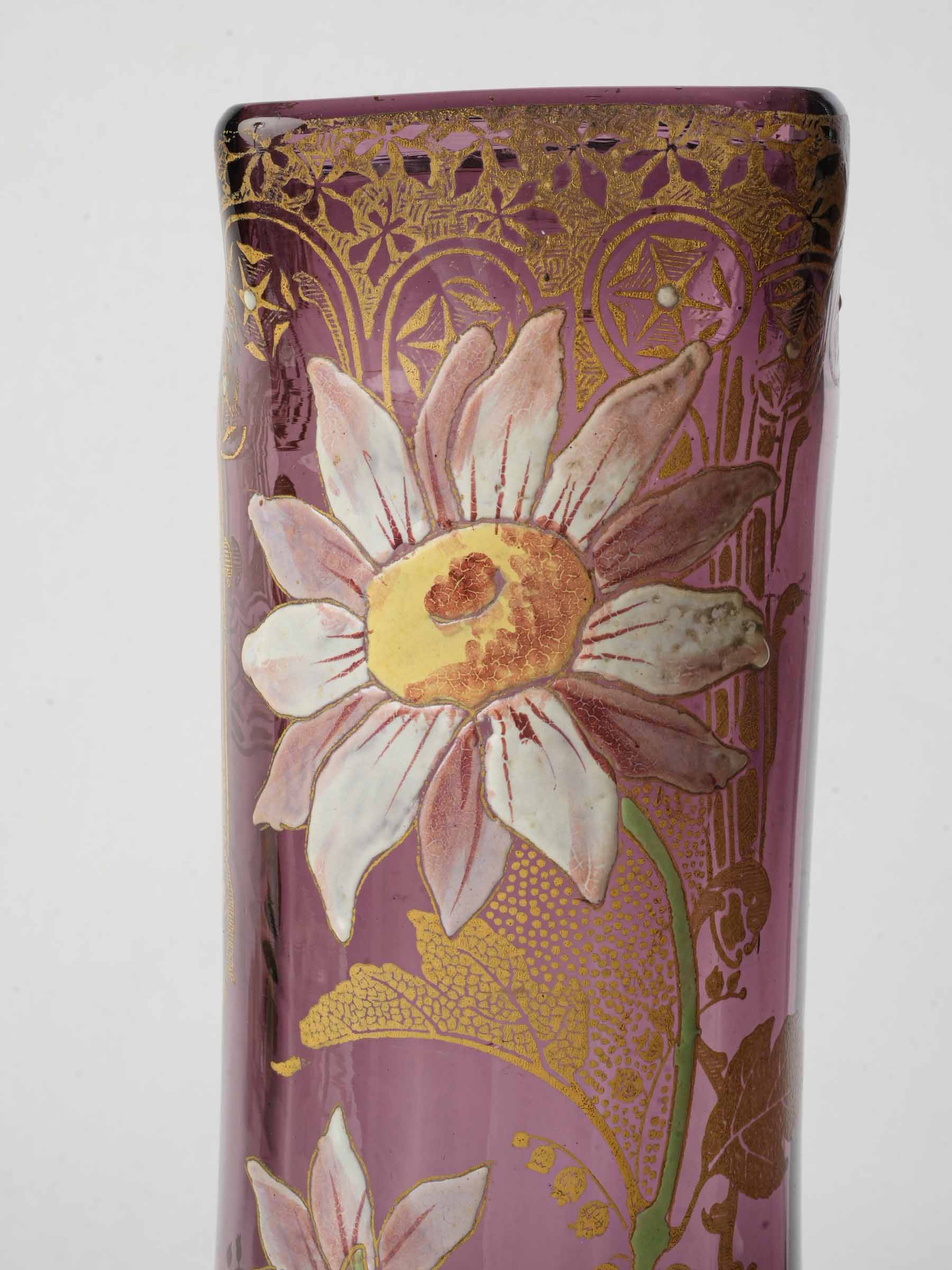 Finely crafted decorative glass vases