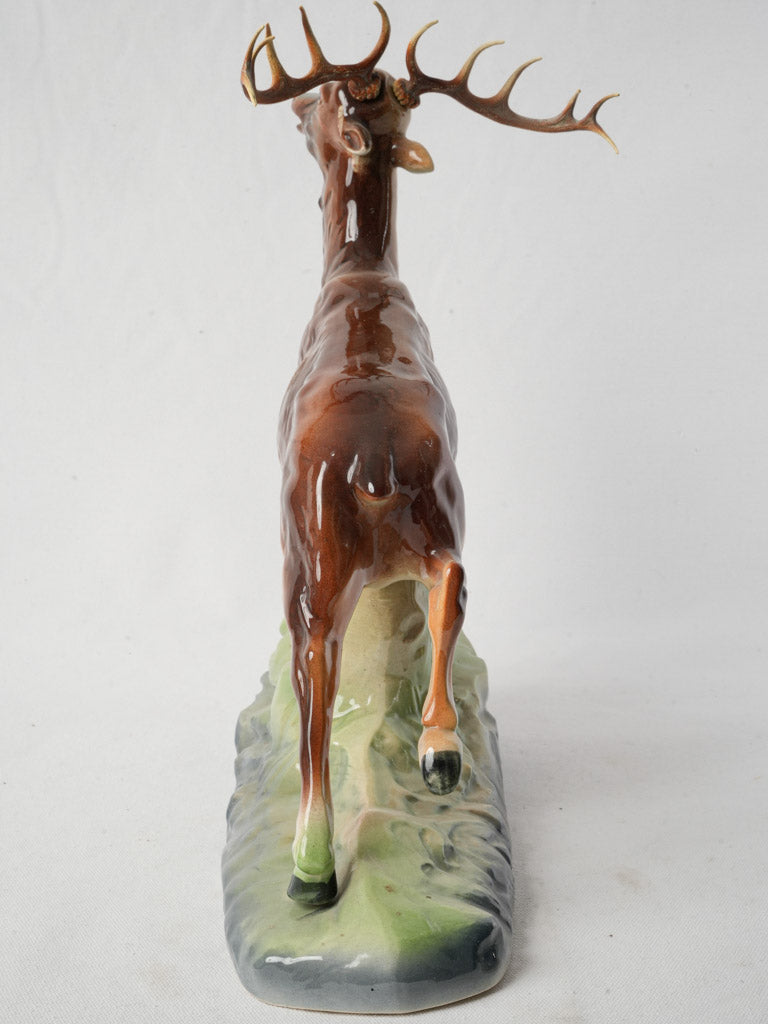 Elegant chestnut-hued decor piece