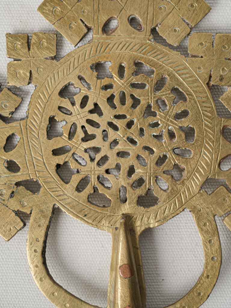 Sculptural detailed devotional cross