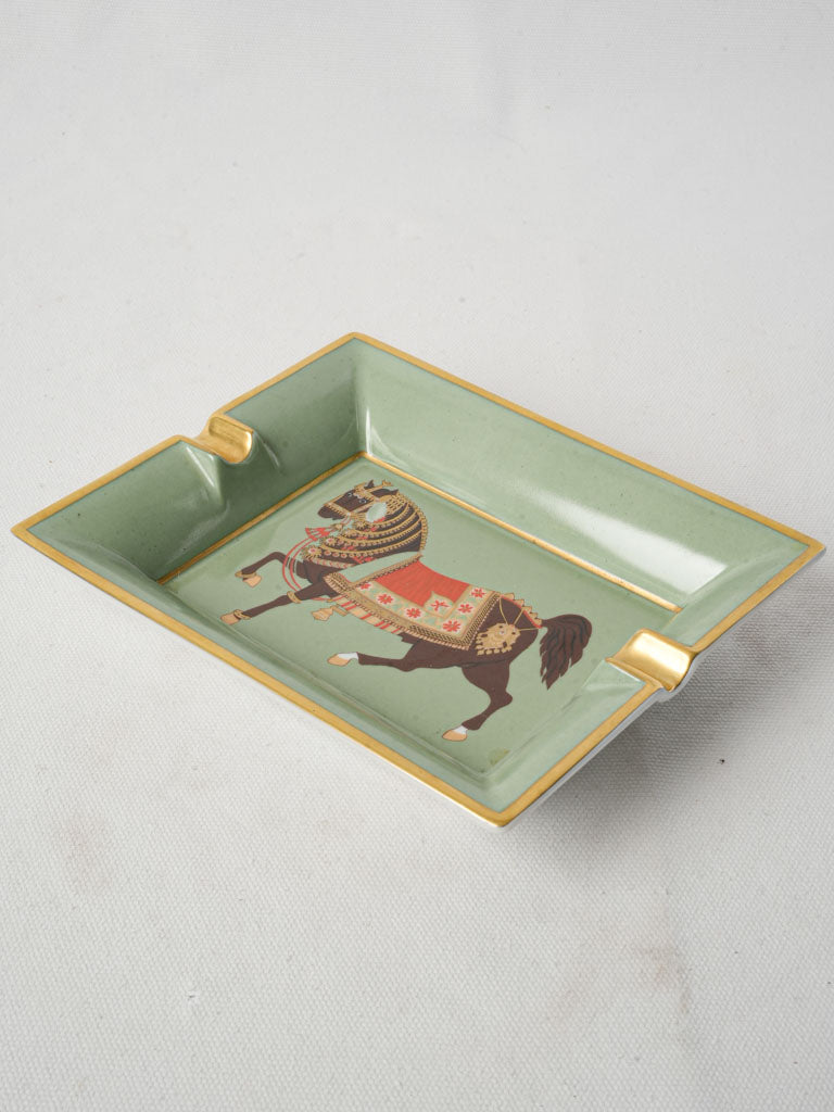Vintage-inspired equestrian décor ashtray