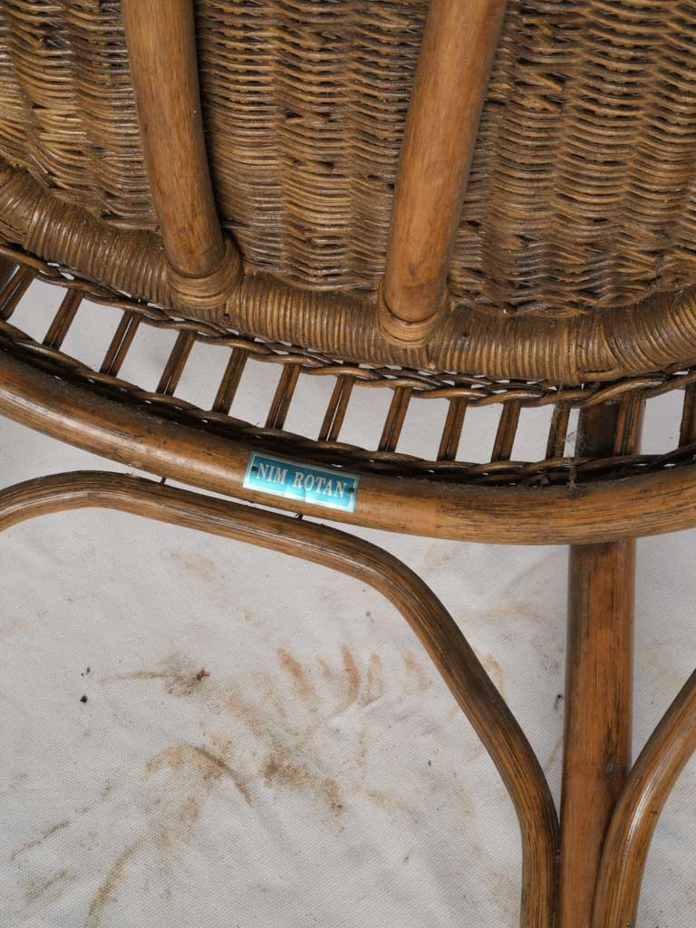 Inviting grand form armchairs