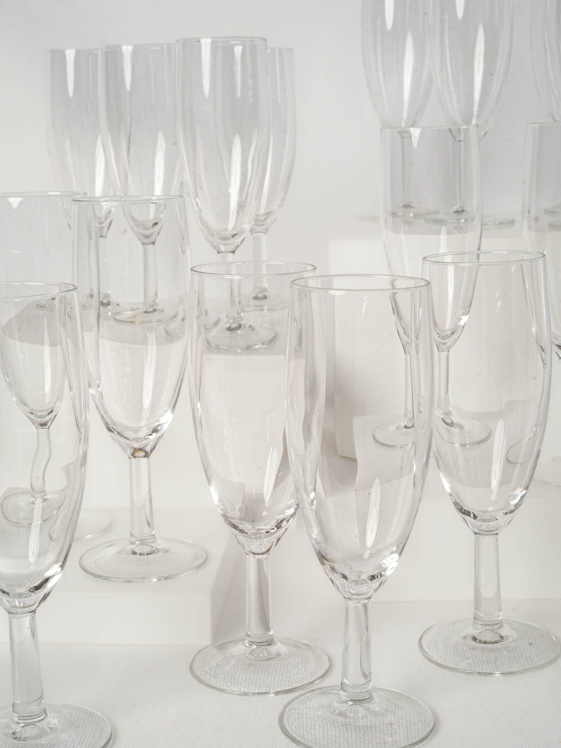 Set of 24 Elegant French Clear Glass Champagne Flutes