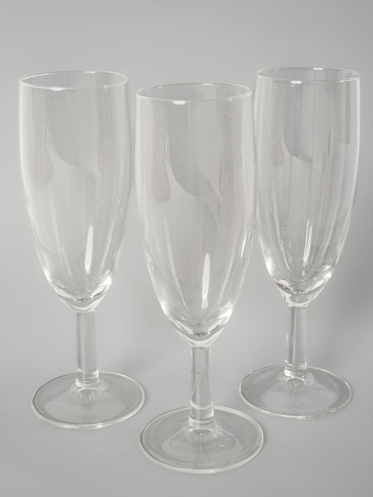 Set of 24 Elegant French Clear Glass Champagne Flutes