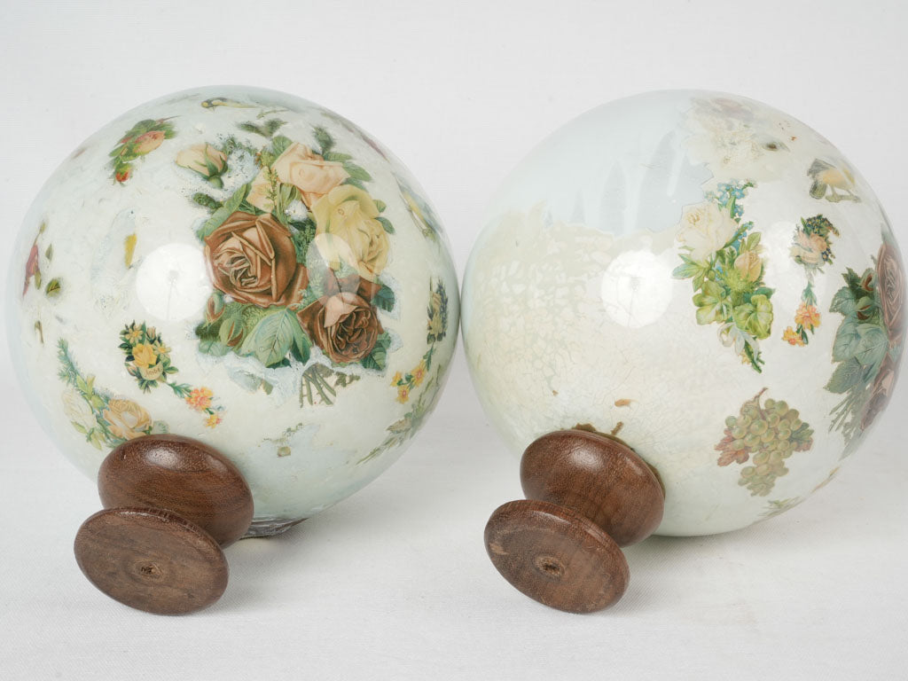 Timeless, delicately engraved wig stands
