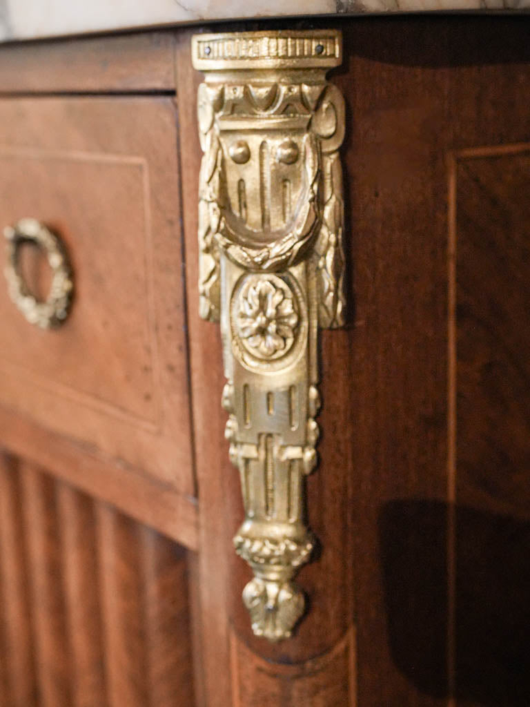 Original drop-down surface secrétaire