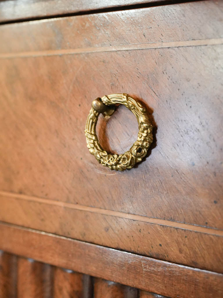 Refined antique workspace item