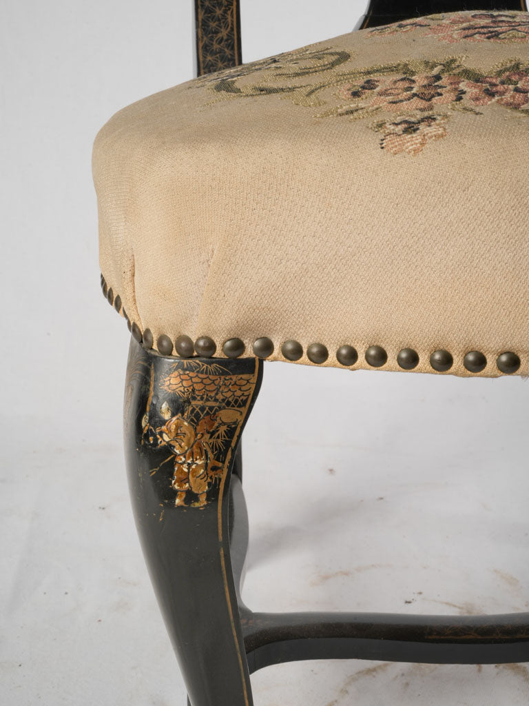 Ornamental vintage extendable dining set