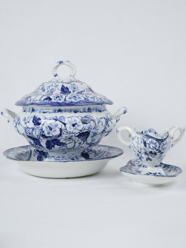 Delicate Nineteenth Century Dinner Set