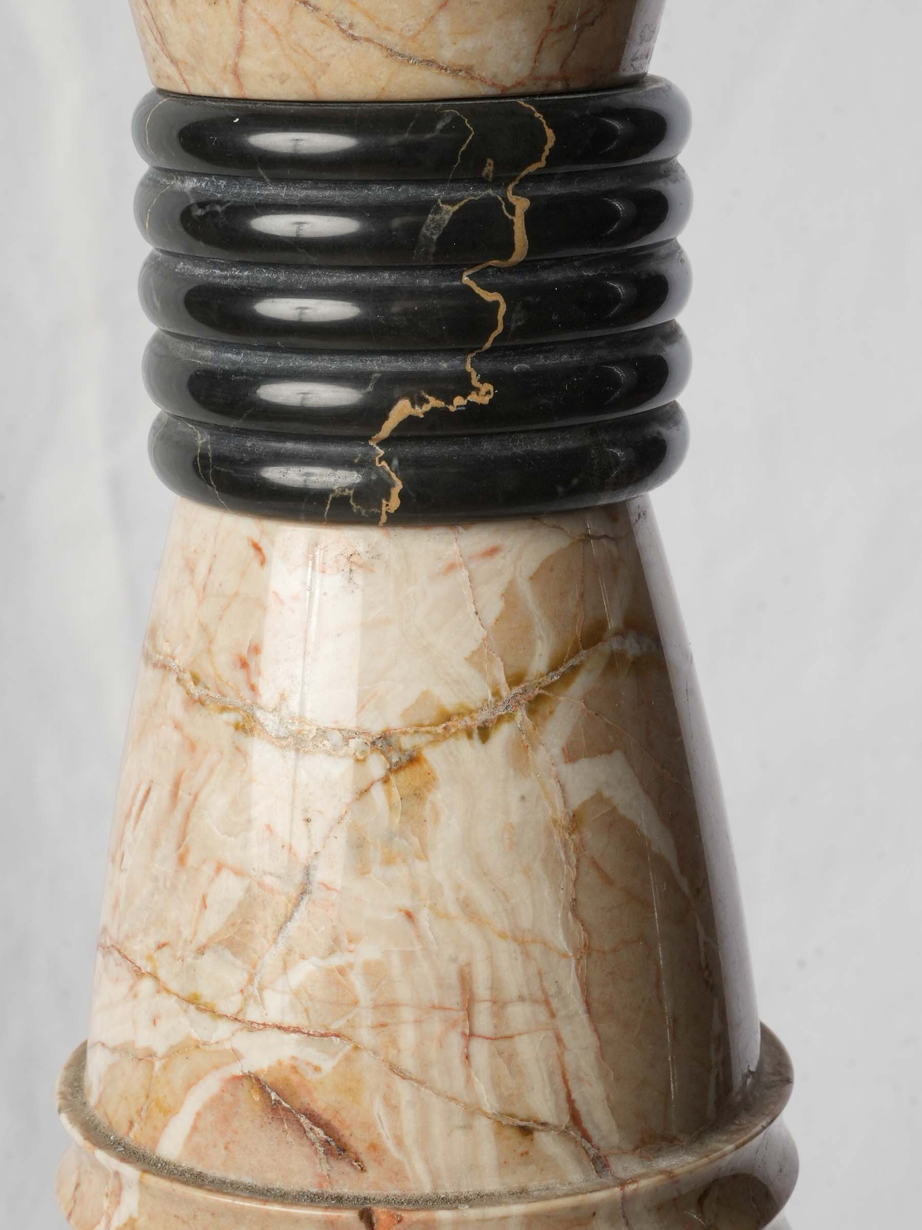 Sophisticated decorative light piece
