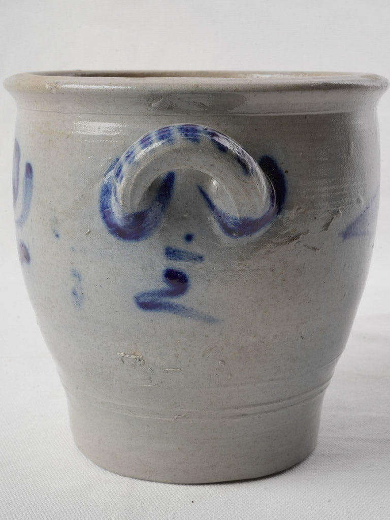 Elegant cobalt-decorated crock