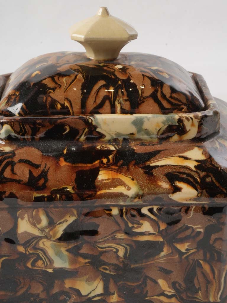 Angular handle teapot