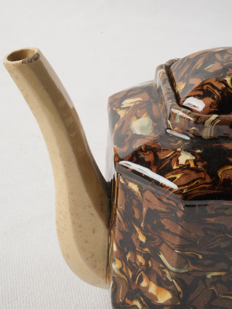 Provençal artisanal teapot