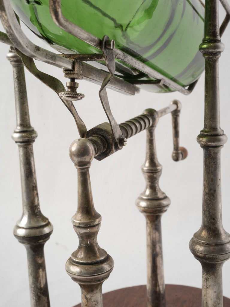 Refined silver-tone cradle apparatus